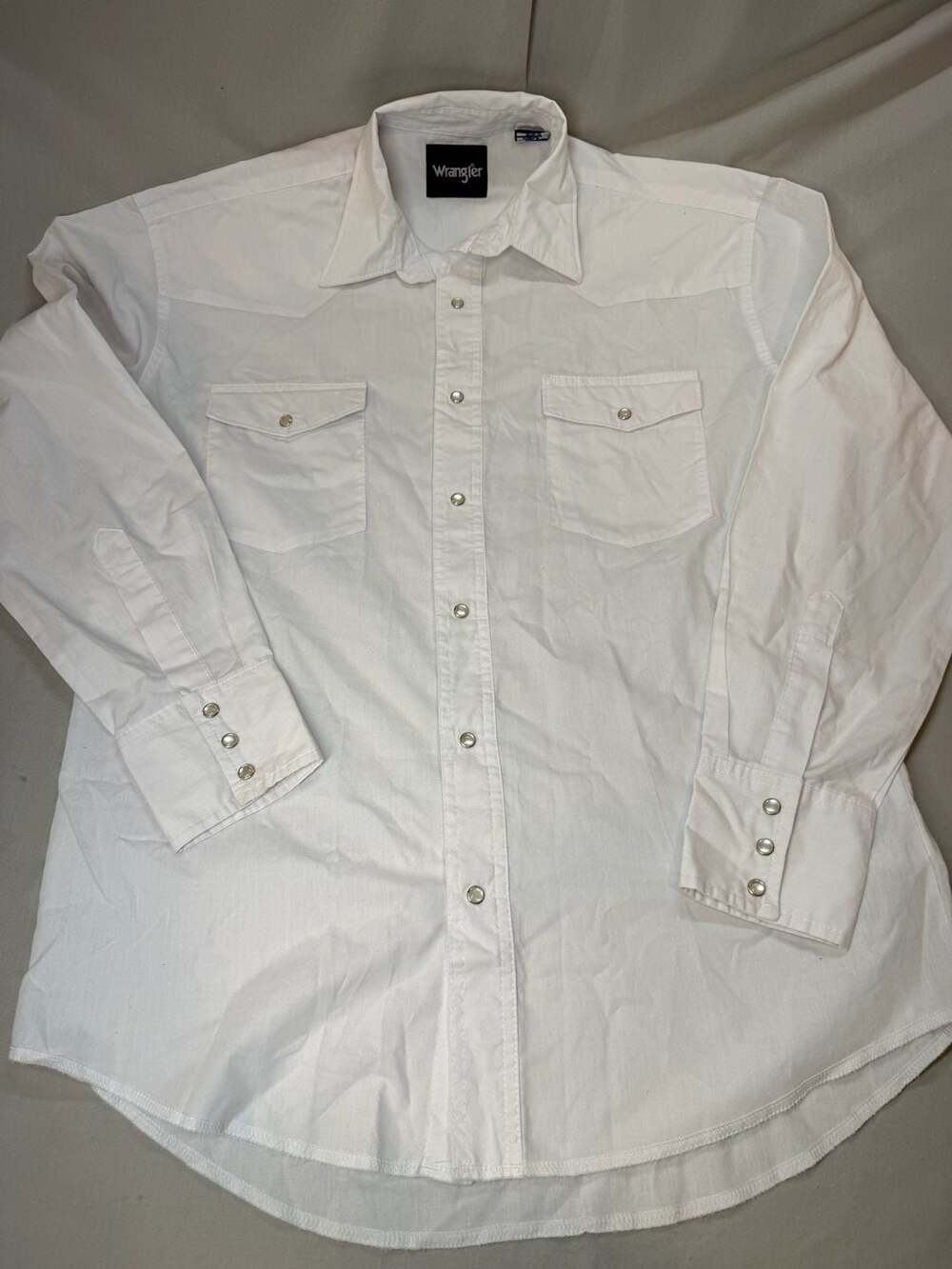 Wrangler Men's White Solid Pearl Snap Long Sleeve Western Shirt